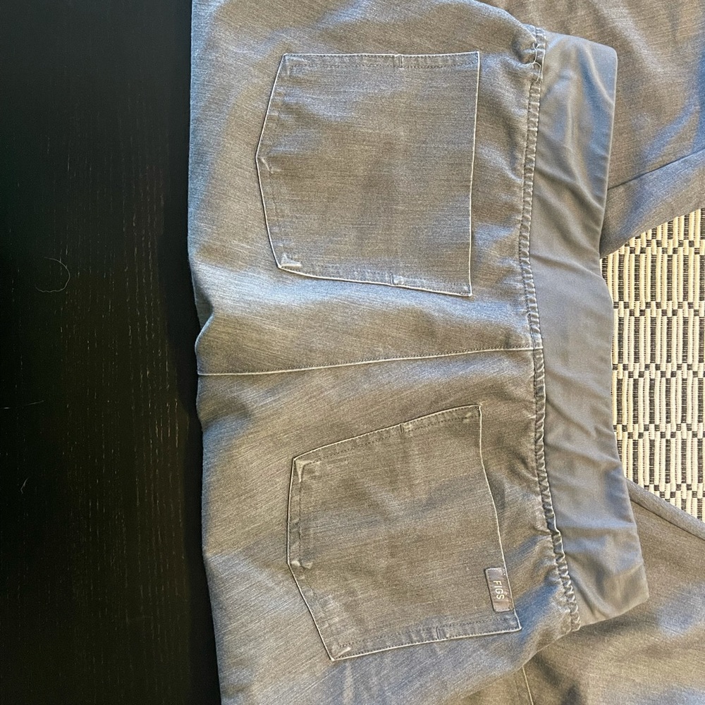 Small Heather Gray Figs Zamora Joggers